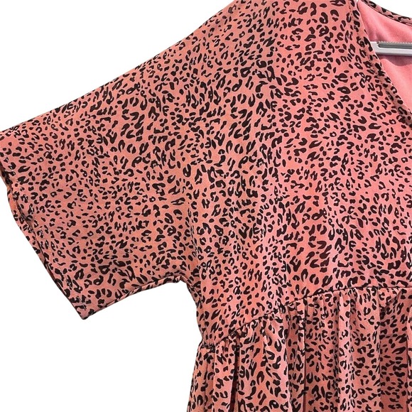 Umgee Pink Leopard Print Babydoll Mini Dress Tunic V-Neck Short Sleeve M NEW - Picture 4 of 9